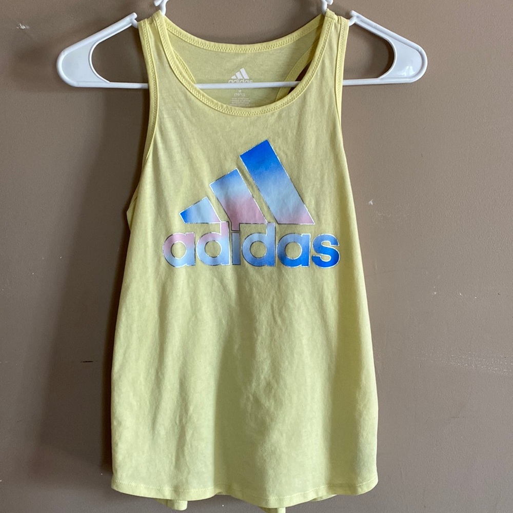 worn only once tank, is a medium but personally think it fits small